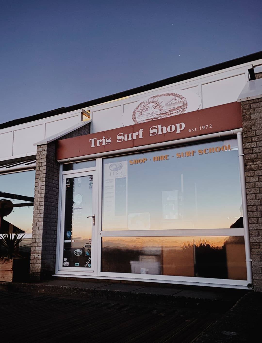 Tris Surf Shop